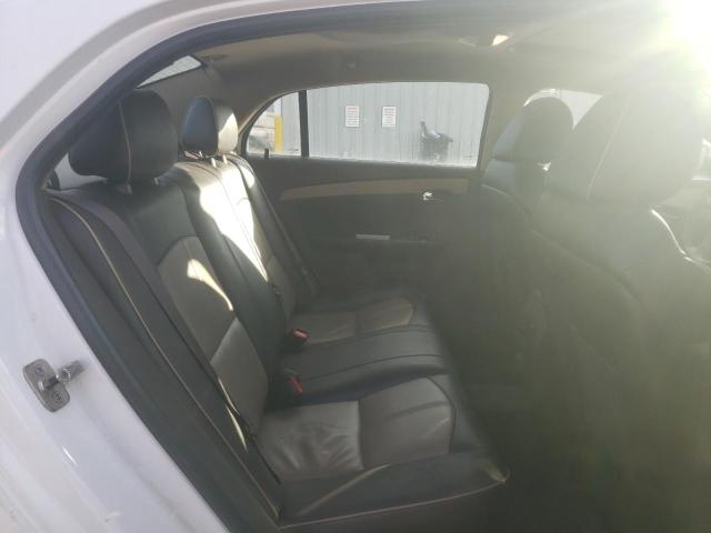 1G1ZE5EB0AF286813 - 2010 CHEVROLET MALIBU LTZ თეთრი ფოტო 10