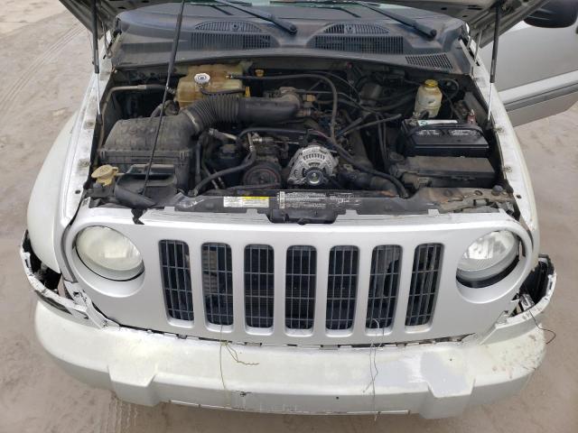 1J4GK38K95W642974 - 2005 JEEP LIBERTY RENEGADE 银色 照片 11