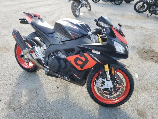 2017 APRILIA RSV4 RR, 