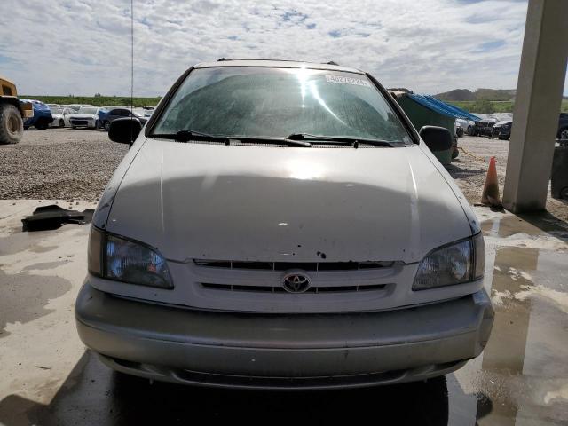 4T3ZF13C9YU251026 - 2000 TOYOTA SIENNA LE WHITE photo 5