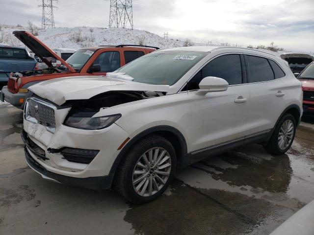 5LMCJ1D9XKUL26787 - 2019 LINCOLN MKC WHITE photo 1