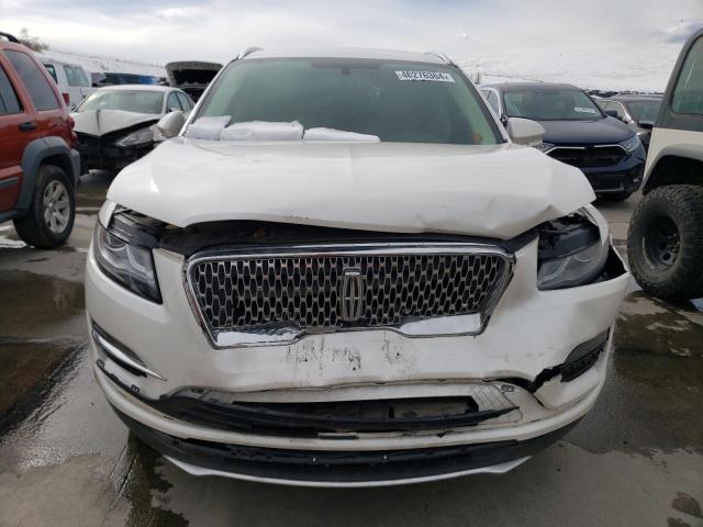 5LMCJ1D9XKUL26787 - 2019 LINCOLN MKC WHITE photo 5