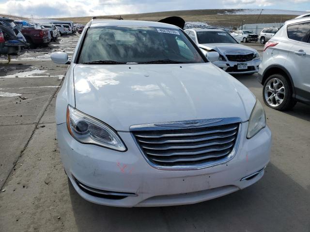 1C3BC4FB3BN566597 - 2011 CHRYSLER 200 LX WHITE photo 5