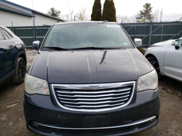 2C4RC1CG2CR229495 - 2012 CHRYSLER TOWN & COU TOURING L GRAY photo 5