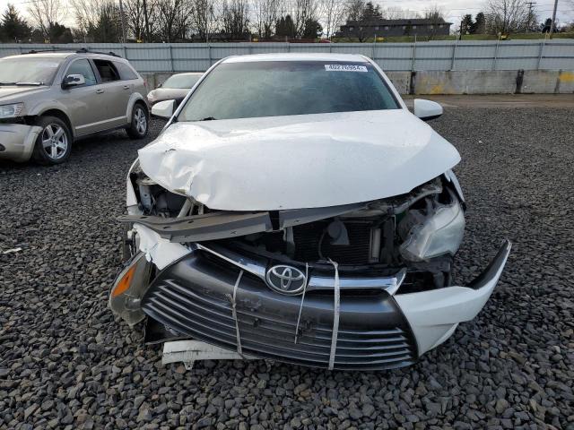 4T4BF1FKXGR556648 - 2016 TOYOTA CAMRY LE WHITE photo 5