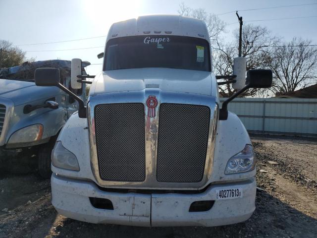 1XKYD49X5HJ142353 - 2017 KENWORTH CONSTRUCTI T680 WHITE photo 9