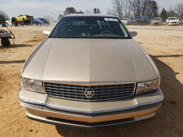 1G6KF5292TU306200 - 1996 CADILLAC DEVILLE CONCOURS GOLD photo 5