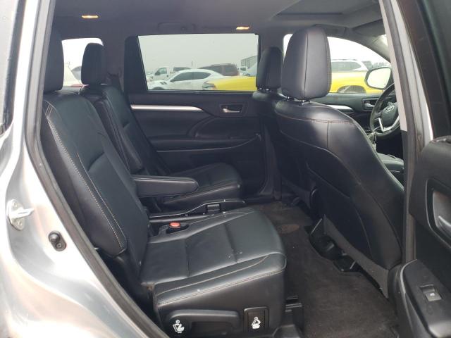 5TDKKRFH7FS067155 - 2015 TOYOTA HIGHLANDER XLE SILVER photo 10