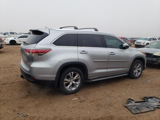 5TDKKRFH7FS067155 - 2015 TOYOTA HIGHLANDER XLE SILVER photo 3