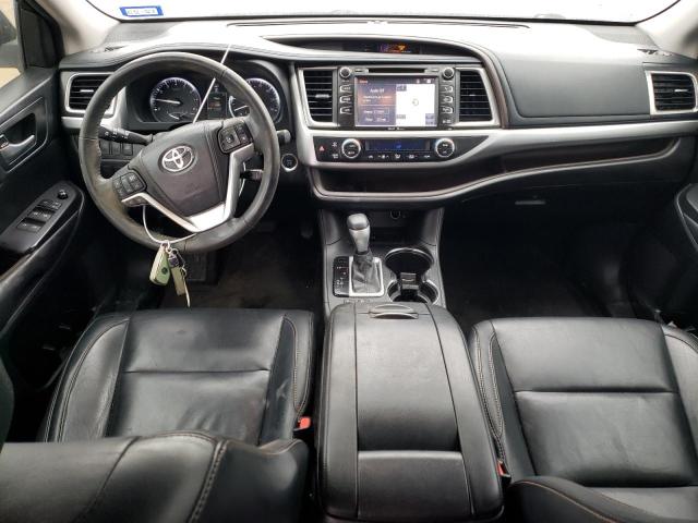 5TDKKRFH7FS067155 - 2015 TOYOTA HIGHLANDER XLE SILVER photo 8