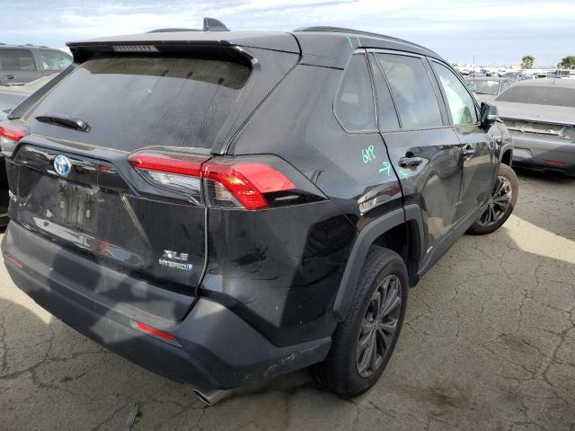 4T3B6RFV8NU102437 - 2022 TOYOTA RAV4 XLE PREMIUM BLACK photo 3