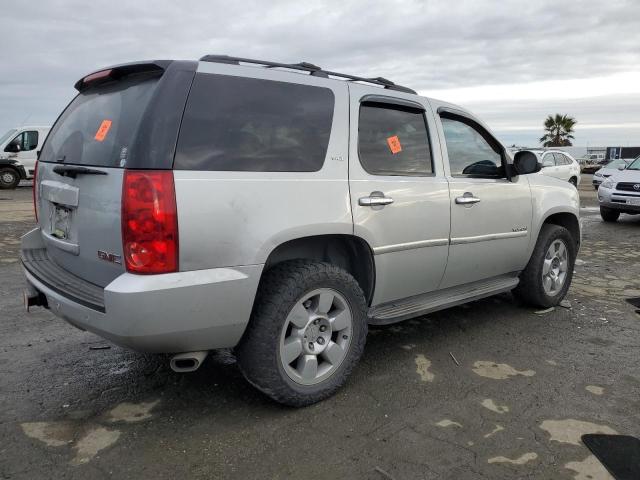 1GKS2CE09DR215122 - 2013 GMC YUKON SLT SILVER photo 3