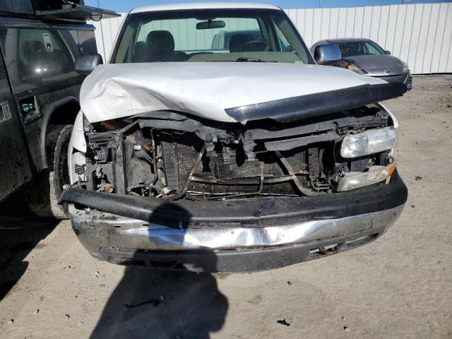 1GCEK14T01E238963 - 2001 CHEVROLET SILVERADO K1500 WHITE photo 5