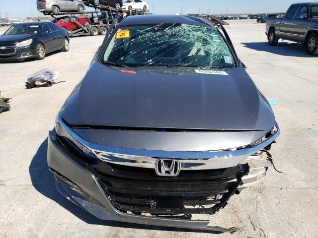 1HGCV1F17JA086361 - 2018 HONDA ACCORD LX GRAY photo 5