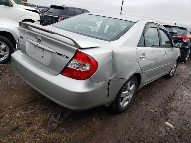 4T1BE32K72U607689 - 2002 TOYOTA CAMRY LE SILVER photo 3