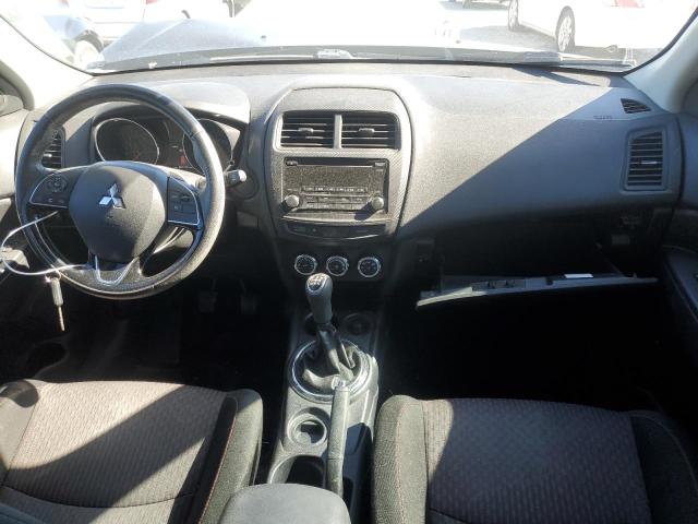 JA4AP3AU2HZ056574 - 2017 MITSUBISHI OUTLANDER ES შავი ფოტო 8