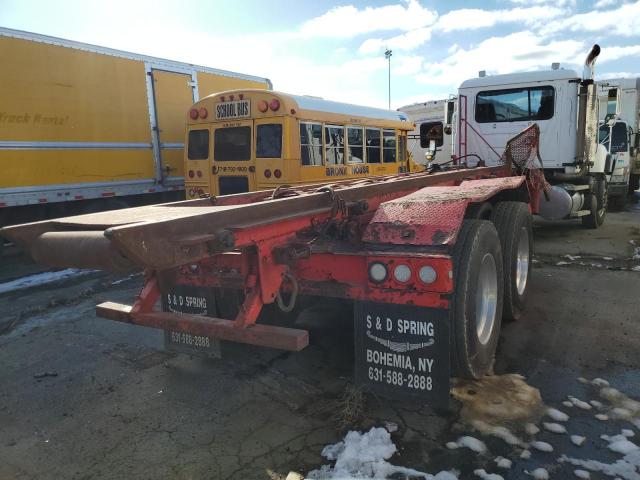 1M2AG11C24M013177 - 2004 MACK 700 CV700 WHITE photo 4