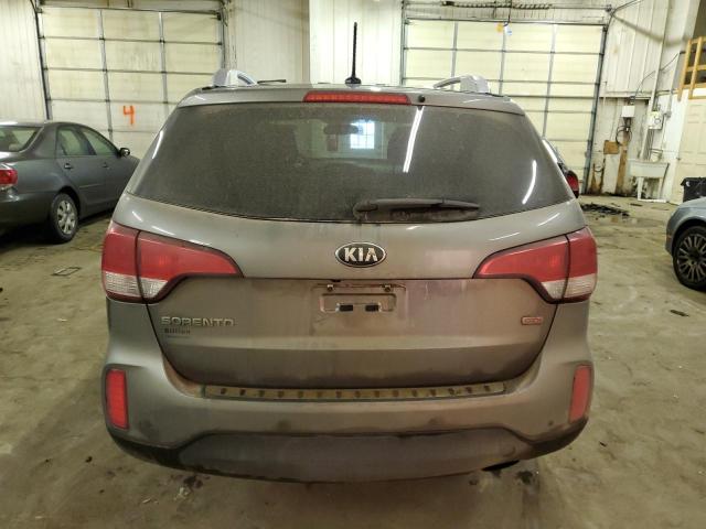 5XYKTCA68FG616388 - 2015 KIA SORENTO LX GRAY photo 6