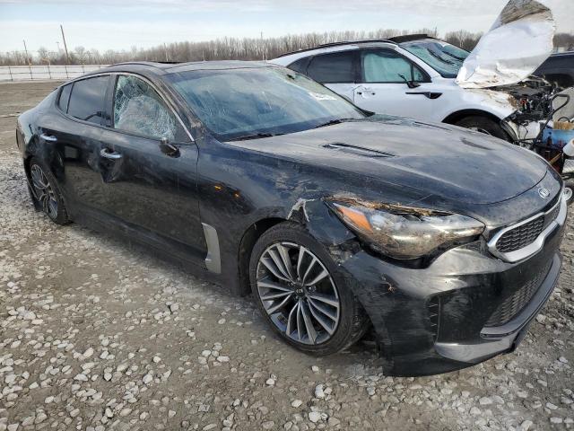 KNAE25LA5J6015462 - 2018 KIA STINGER PREMIUM BLACK photo 4