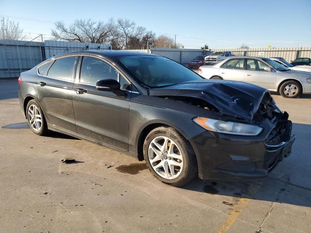 1FA6P0H7XF5107629 - 2015 FORD FUSION SE BLACK photo 4