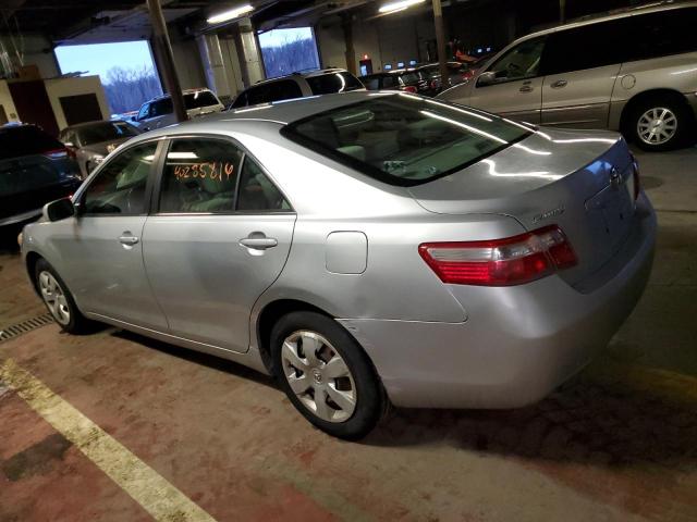 4T1BE46K07U716129 - 2007 TOYOTA CAMRY CE SILVER photo 2