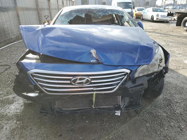 5NPE24AF9HH465532 - 2017 HYUNDAI SONATA SE BLUE photo 5