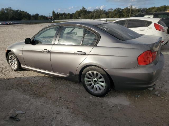 WBAPK53579A510847 - 2009 BMW 328 XI SULEV GRAY photo 2