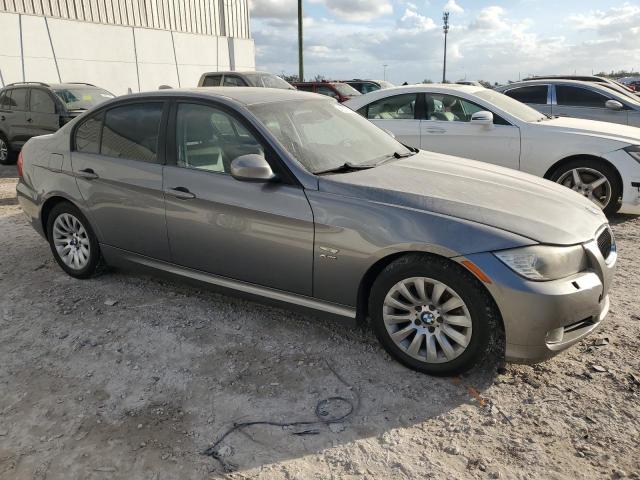 WBAPK53579A510847 - 2009 BMW 328 XI SULEV GRAY photo 4