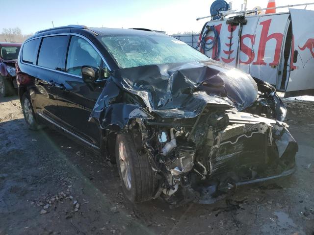 2C4RC1BG1KR625708 - 2019 CHRYSLER PACIFICA TOURING L BLACK photo 4