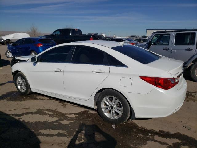 5NPEB4ACXDH766536 - 2013 HYUNDAI SONATA GLS WHITE photo 2