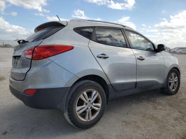 KM8JU3AC3CU529616 - 2012 HYUNDAI TUCSON GLS SILVER photo 3