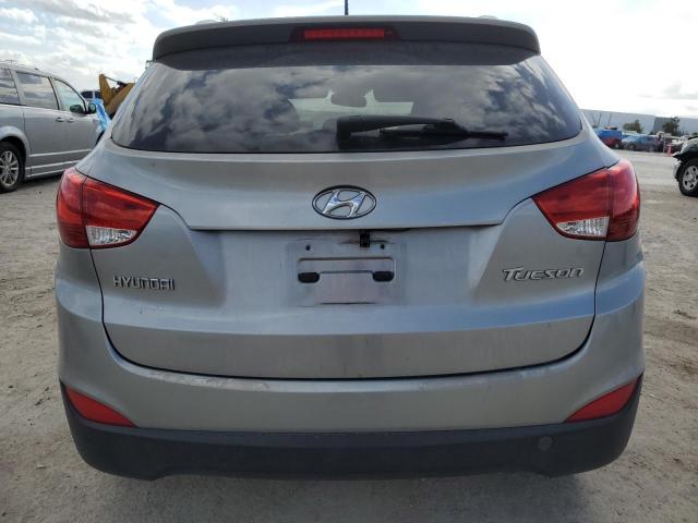 KM8JU3AC3CU529616 - 2012 HYUNDAI TUCSON GLS SILVER photo 6