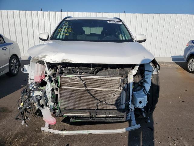 2T3RWRFV7LW099624 - 2020 TOYOTA RAV4 XLE WHITE photo 5