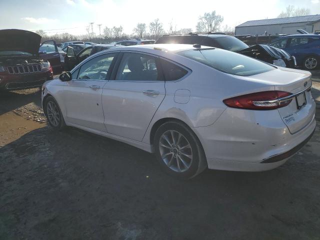 3FA6P0HD4HR341710 - 2017 FORD FUSION SE WHITE photo 2