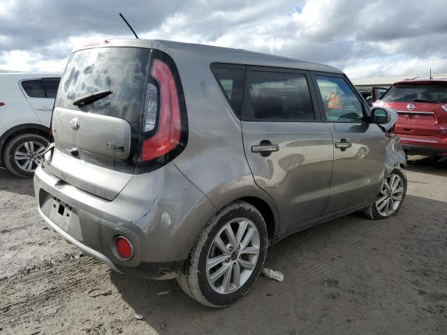 KNDJP3A58K7668862 - 2019 KIA SOUL + GRAY photo 3