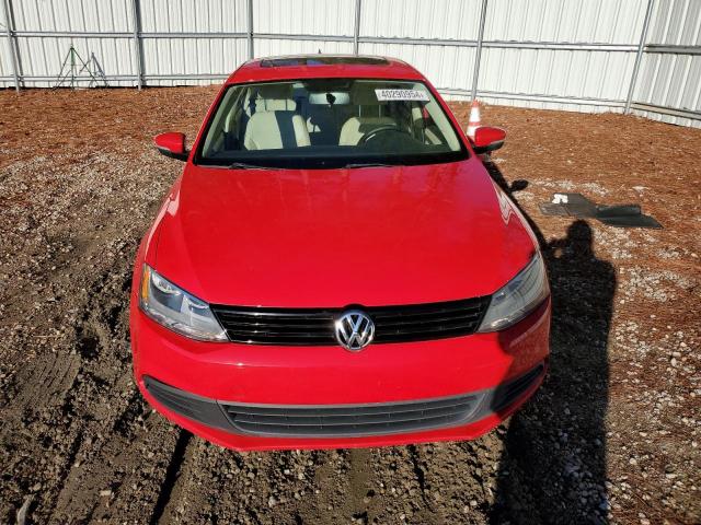 3VWDX7AJ8CM402036 - 2012 VOLKSWAGEN JETTA SE RED photo 5