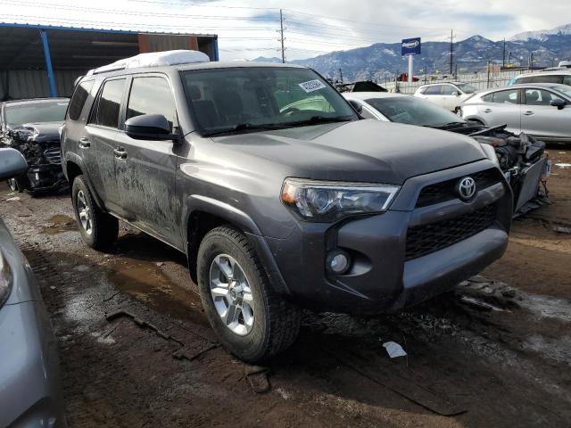 JTEZU5JR6H5160156 - 2017 TOYOTA 4RUNNER SR5 GRAY photo 4