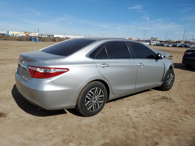 4T4BF1FK3GR551954 - 2016 TOYOTA CAMRY LE SILVER photo 3