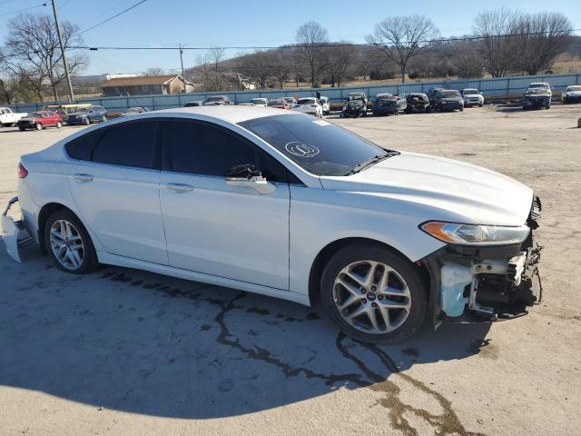 3FA6P0HD6ER127328 - 2014 FORD FUSION SE WHITE photo 4