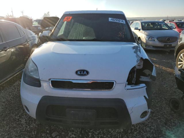 KNDJT2A21B7286474 - 2011 KIA SOUL + WHITE photo 5