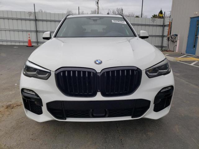 5UXCR6C00M9E97586 - 2021 BMW X5 XDRIVE40I WHITE photo 5