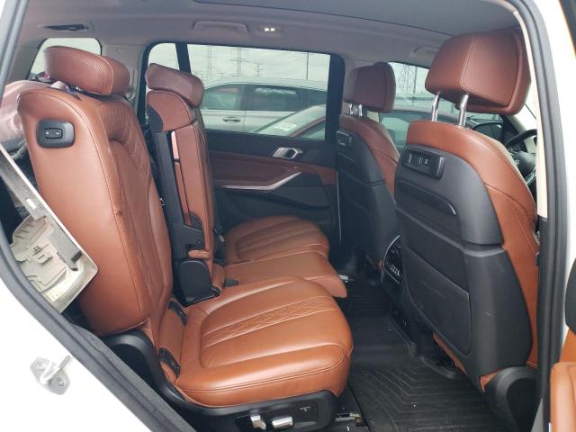 5UXCX4C55KLS37557 - 2019 BMW X7 XDRIVE50I WHITE photo 11