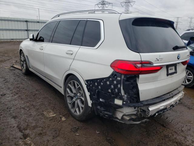 5UXCX4C55KLS37557 - 2019 BMW X7 XDRIVE50I WHITE photo 2