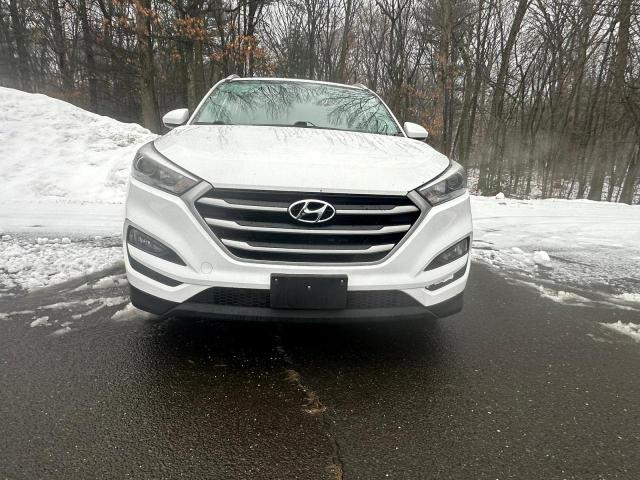 KM8J3CA48JU739329 - 2018 HYUNDAI TUCSON SEL WHITE photo 5