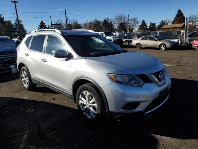 KNMAT2MV4FP508436 - 2015 NISSAN ROGUE S SILVER photo 4