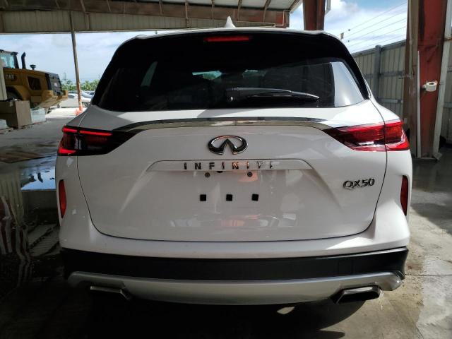 3PCAJ5BA6NF109270 - 2022 INFINITI QX50 LUXE WHITE photo 6