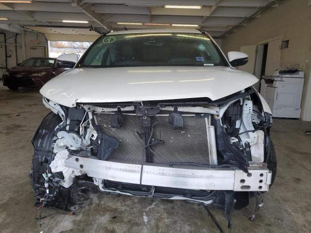 5TDKZRFH9KS555772 - 2019 TOYOTA HIGHLANDER SE WHITE photo 5