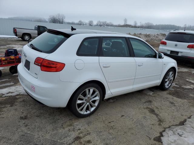 WAUBJAFM3CA021636 - 2012 AUDI A3 PREMIUM WHITE photo 3