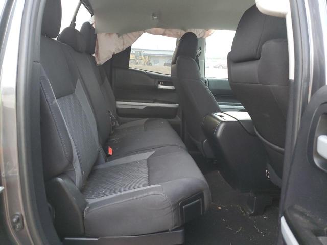 5TFUY5F11GX547030 - 2016 TOYOTA TUNDRA DOUBLE CAB SR/SR5 GRAY photo 10