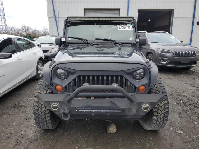 1J4FA24108L556254 - 2008 JEEP WRANGLER X BLACK photo 5